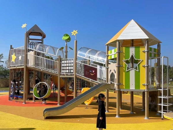 景區(qū)生態(tài)游樂(lè)